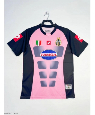 Juventus Retro Goalkeeper Shirt Men 02-03(Pink)