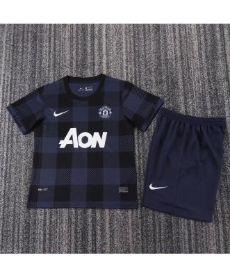 Manchester United Retro Away Shirt Kids 13-14
