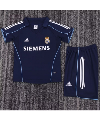 Real Madrid Retro Away Shirt Kids 05-06
