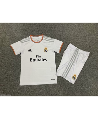 Real Madrid Retro Home Shirt Kids 13-14